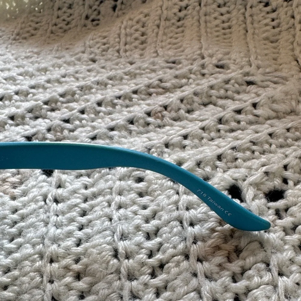 Minishades Classic polarized Kids Sunglasses- Lifetime Warranty -0-3 years